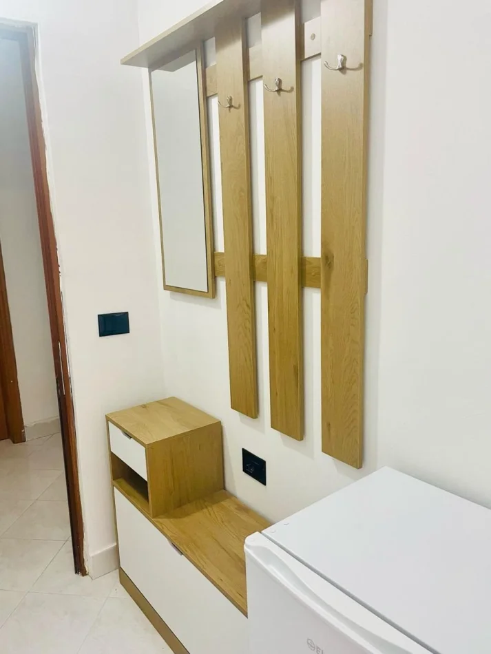 Tirane, jepet me qera apartament Studio Kati 2, 30 m² 320 € (Vilat Amerikane)