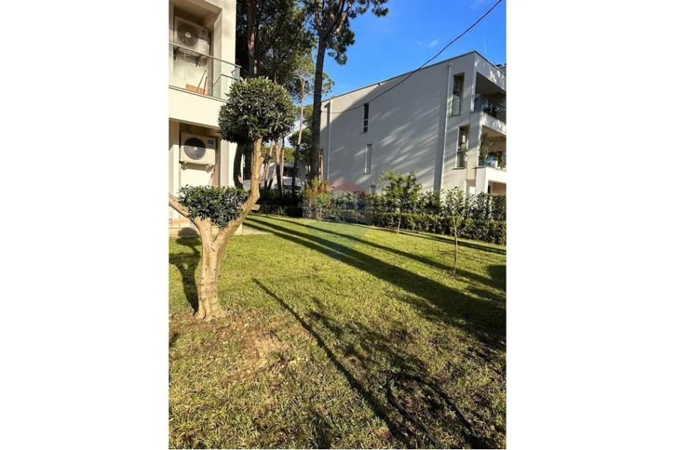 Durres, shitet apartament 2+1 , 98 m² 370.000 € 