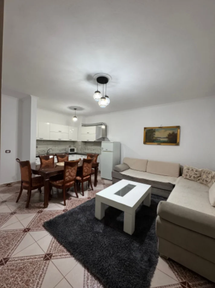 Tirane, jepet me qera apartament 1+1 Kati 2, 64 m² 400 € (Fresk prane Pasticeri Melisa)