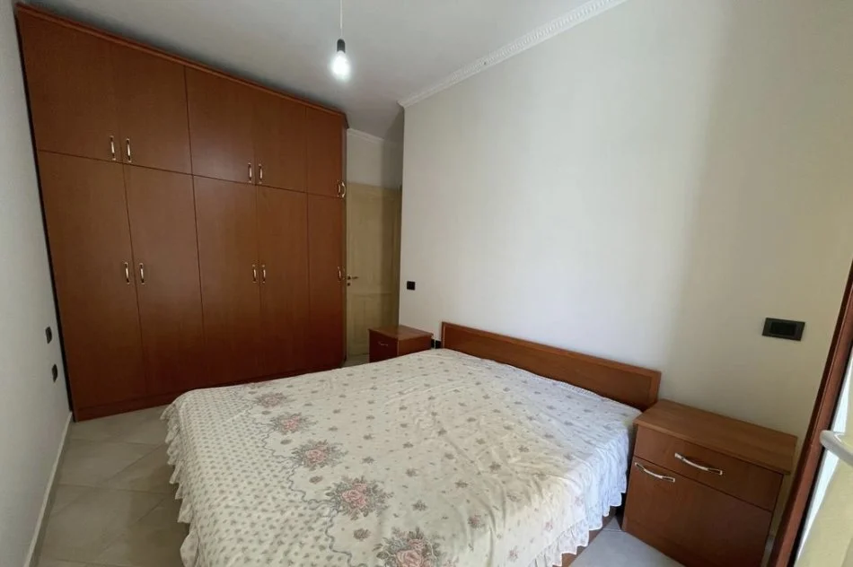 Tirane, shitet apartament 2+1 Kati 4, 70 m² 130.000 € 