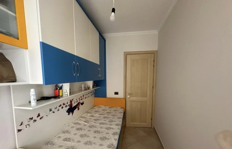 Tirane, shitet apartament 2+1 Kati 4, 70 m² 130.000 € 