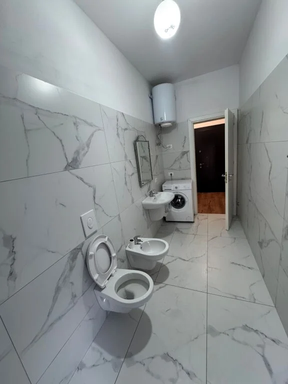 Shqiperi, jepet me qera apartament 1+1 , 70 m² 350 € (Rruga bulevardi bru)