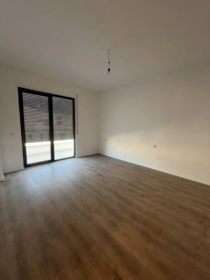 Shqiperi, shitet 3+1+Ballkon Kati 7, 135 m² (Xganfize kemo)