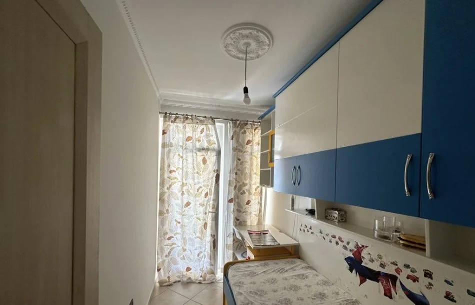 Tirane, shitet apartament 2+1 Kati 4, 70 m² 130.000 € 