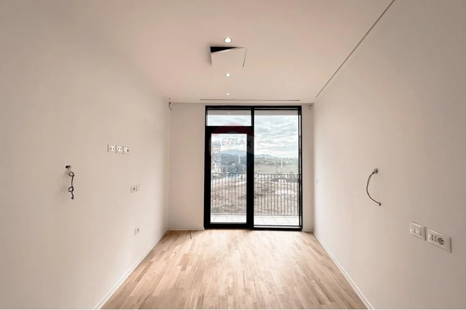 Tirane, shitet apartament 2+1 , 139 m² 448.000 € 