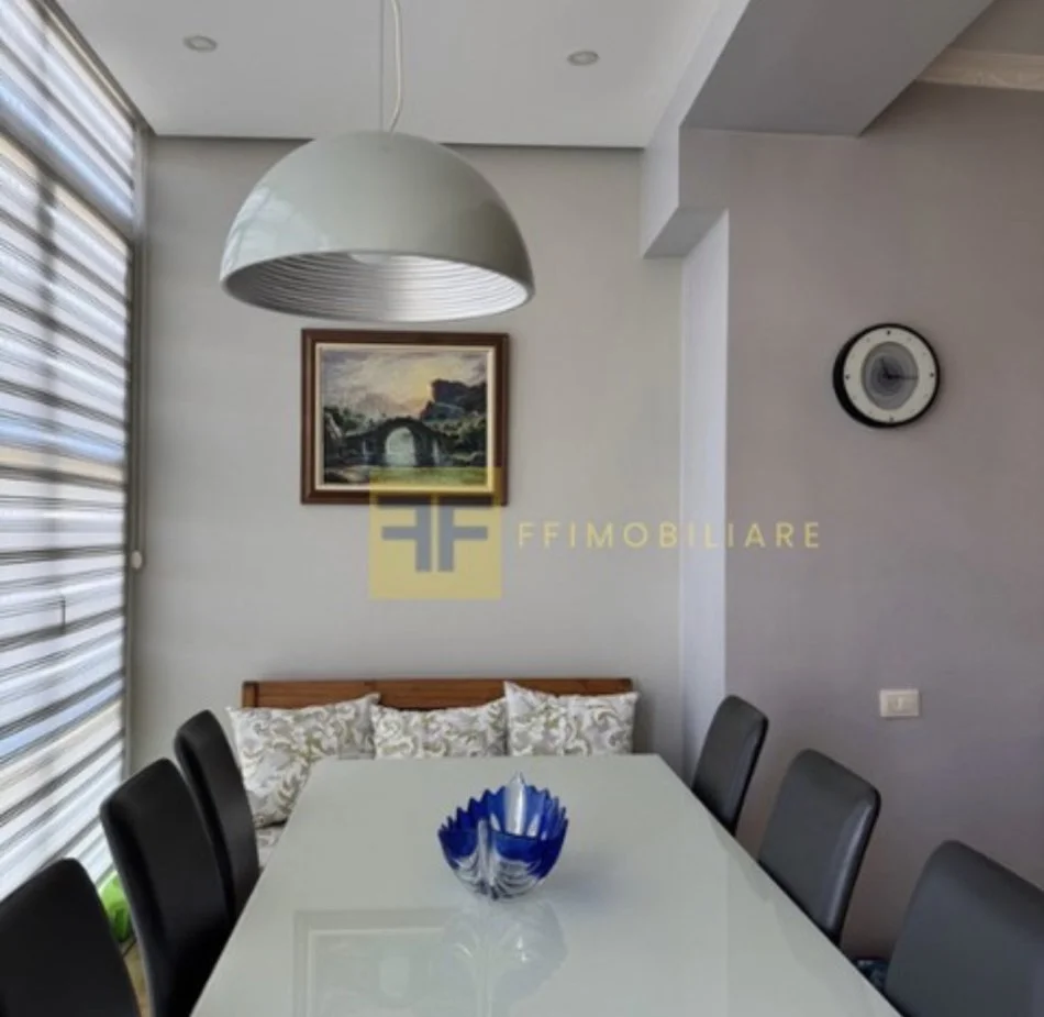 Tirane, jepet me qera apartament , 1.200 € 