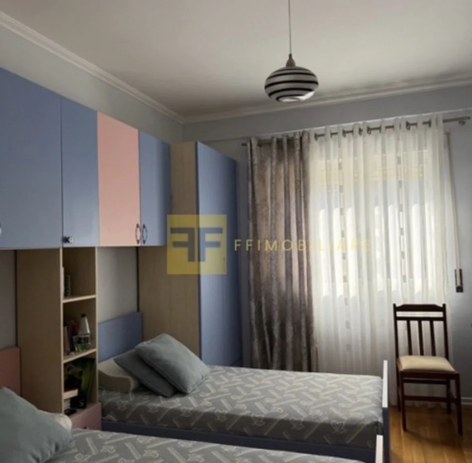 Tirane, jepet me qera apartament , 1.200 € 