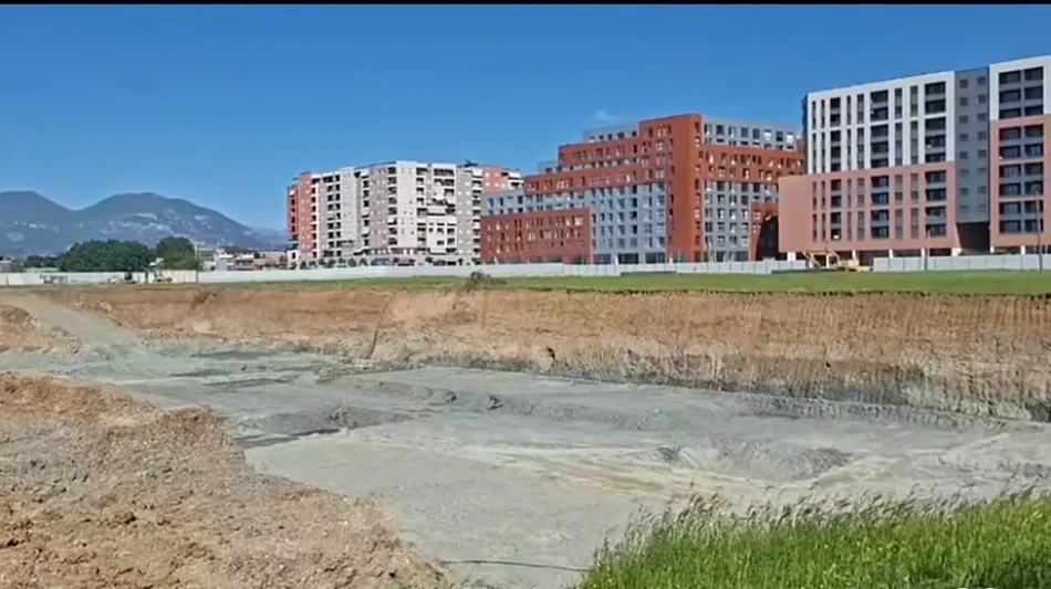 Tirane, shitet apartament 1+1+Aneks+Ballkon Kati 7, 74 m² (River Park Rezidenc)