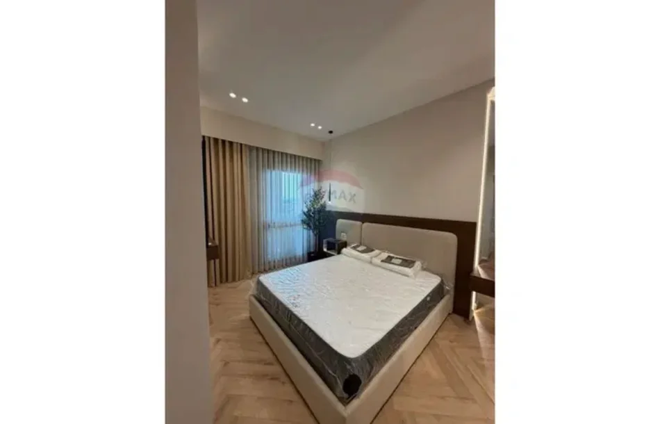 Tirane, jepet me qera apartament 2+1+Ballkon , 118 m² 1.870 € (Tirana Garden Building)