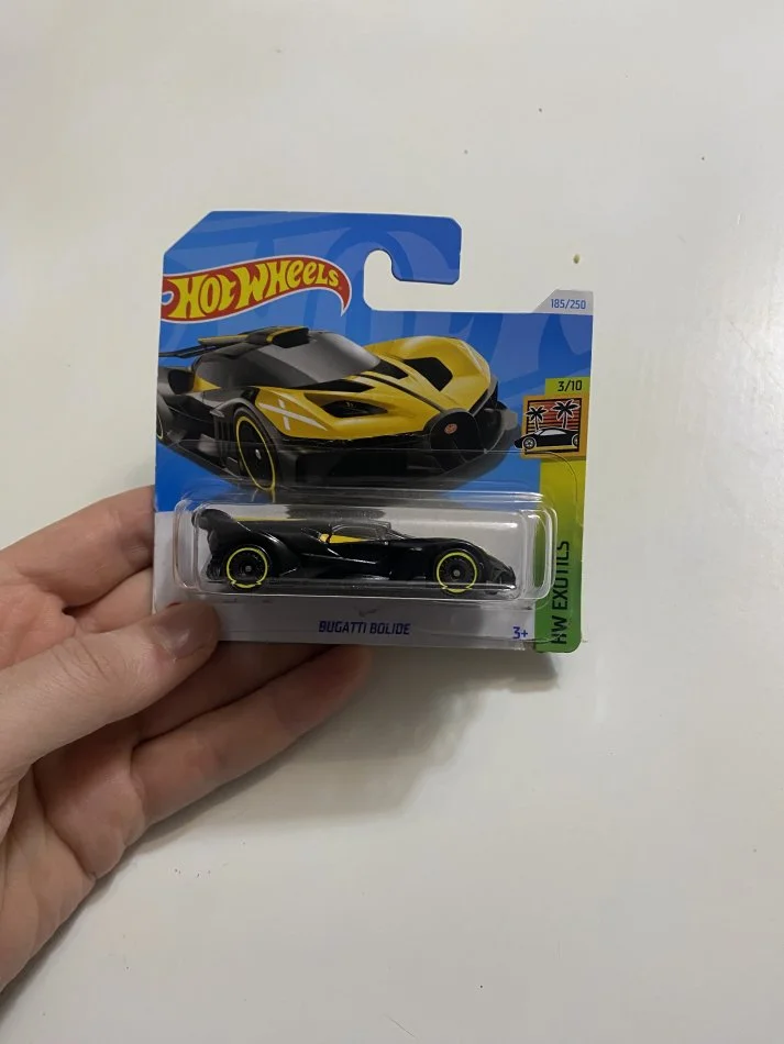 Tirane, shes Makina metalike modele super te vecanta 10 mij lek modeli 10 €