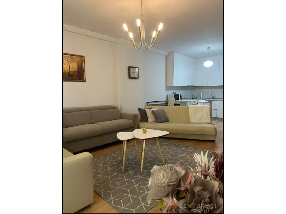 Tirane, jepet me qera apartament 1+1 Kati 3, 85 m² 850 € (Rruga Qemal Stafa)