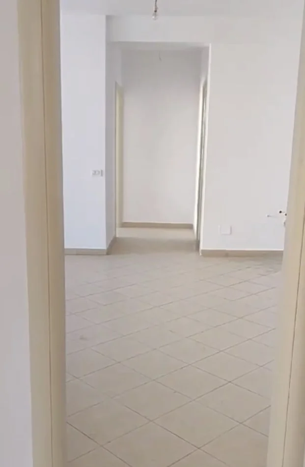 Tirane, shitet apartament 2+1 Kati 8, 95 m² 125.000 € (Te Bar Artisti)