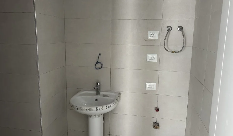 Vlore, shitet apartament 1+1, 87 000€ (Orikum)