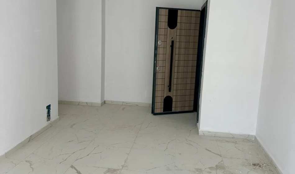 Vlore, shitet apartament 1+1, 87 000€ (Orikum)