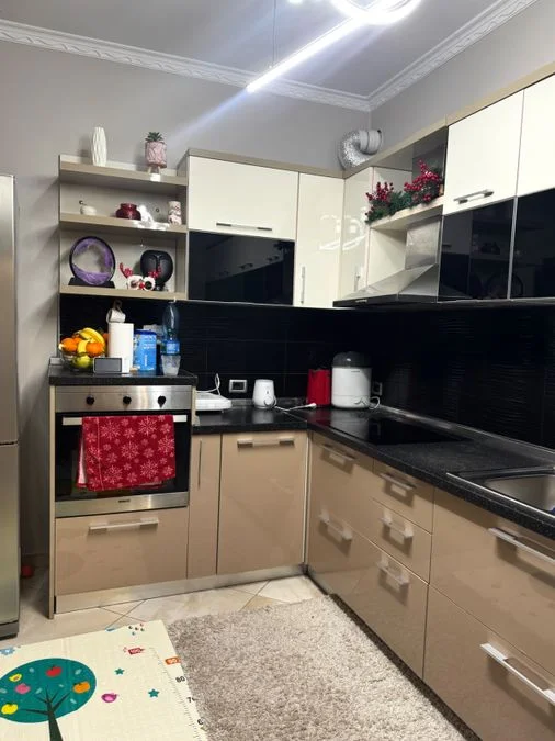 Tirane, shitet apartament 2+1 Kati 3, 91 m² 148.000 € 