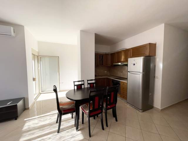 Durres, jepet me qera apartament 1+1+A+BLK Kati 2, 86 m² 240 Euro (Aleksander goga)