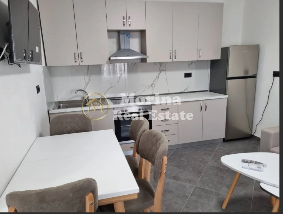 Tirane, jepet me qera apartament 2+1 Kati 2, 80 m² 650 € (Rruga Riza Cerova)