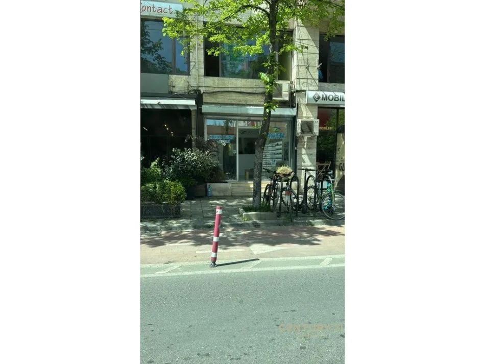Tirane, jepet me qera ambjent biznesi , 50 m² 