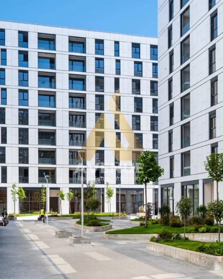 Tirane, jepet me qera apartament 3+1+Ballkon Kati 7, 130 m² 800 € (Rruga Durresit)