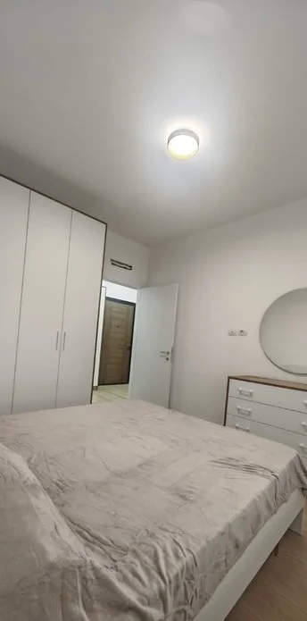 Tirane, jepet me qera apartament 1+1 Kati 2, 60 m² 450 € 