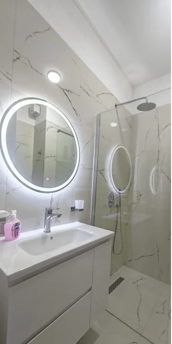 Tirane, jepet me qera apartament 1+1 Kati 2, 60 m² 450 € 