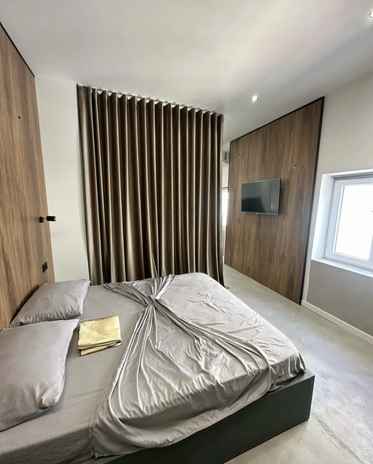 📣 SHITEN 2-GARSONIERE 📍 Shallvaret, Prane Qendres Se Tiranes ✨