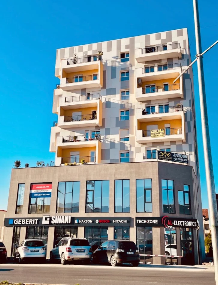 Tirane, jap me qera apartament 2+1+Ballkon , 91 m² 700 € (rruga dritan hoxha sheshi ish shqiponja dogana)