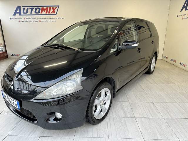 Tirane, shes makine karavan Mitsubishi grandis Viti 2006, 4.400 Euro