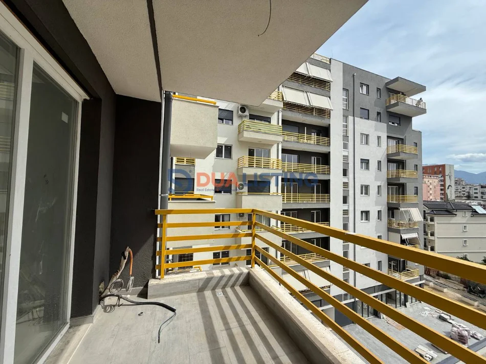 Tirane, jepet me qera apartament 1+1 , 61 m² 500 € (Kompleksi E88 Rruga Dritan Hoxha Tirane)