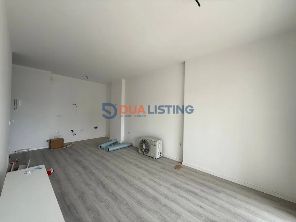 Tirane, jepet me qera apartament 1+1 , 61 m² 500 € (Kompleksi E88 Rruga Dritan Hoxha Tirane)
