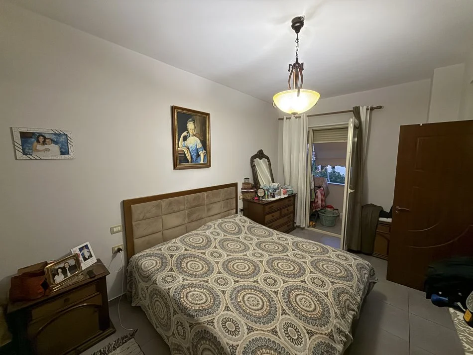 Tirane, shitet apartament 3+1+2+🅿️, 134 m² 179.000 € (Fresk)