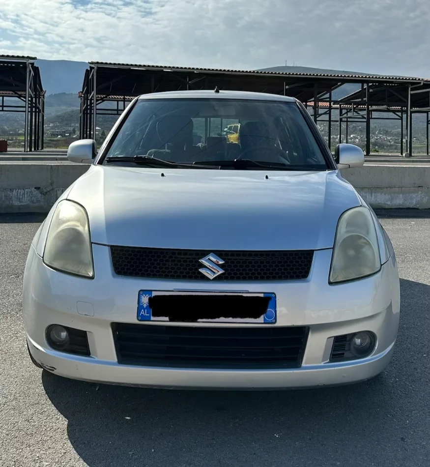 Berat, shes makine Suzuki Swift Benzin+Gaz, gri metalizato manuale Kondicioner 154.000 km 2.200 €