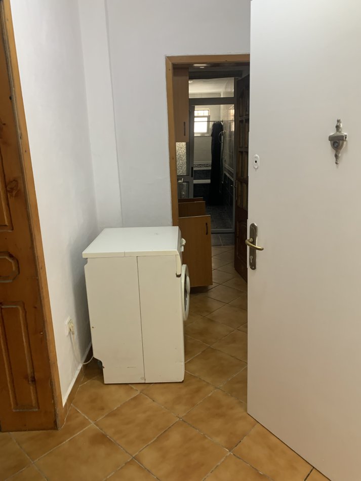 Me qera apartament 1-1 kati 1, Sip 50 m2 350 € (Te kryqezimi MUHAMET GJOLLESHA ME MYSLYM SHYRIN)