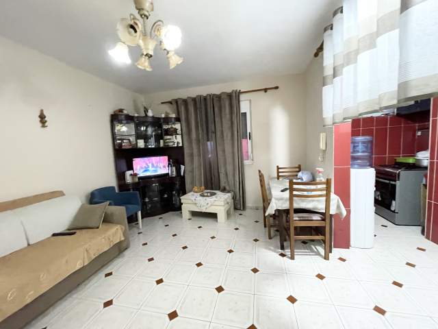 Durres, shitet apartament 2+1+A+BLK Kati 4, 80 m² 62.000 Euro (Fusha e reres lagja 18)