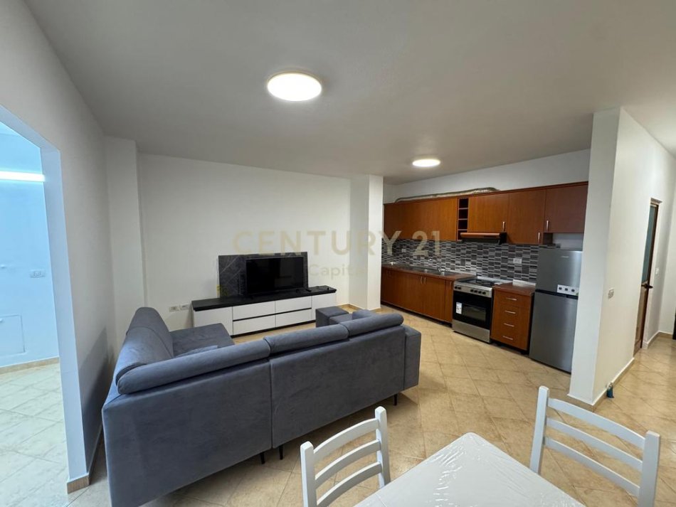 Tirane, jepet me qera apartament 1+1 Kati 5, 69 m² 500 € (Don Bosko)