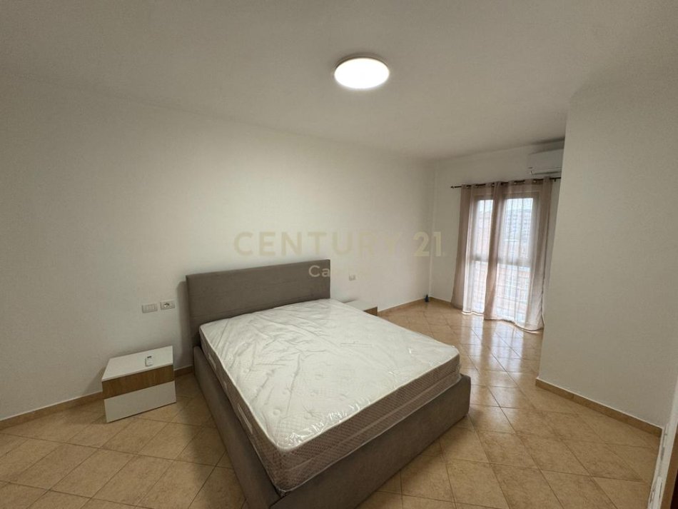 Tirane, jepet me qera apartament 1+1 Kati 5, 69 m² 500 € (Don Bosko)