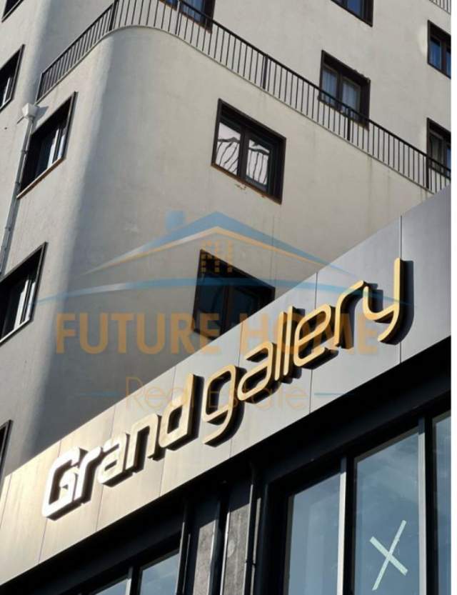 Tirane, shitet apartament 2+1 Kati 1, 103 m² 120.000 Euro (Yzberisht. Kompleksi Grand Galeri)