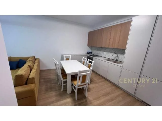 Tirane, Ofrojme per shitje apartament 3+1+2 me 2 ballkone ne Rezidencen Euro 3D ne Selite.