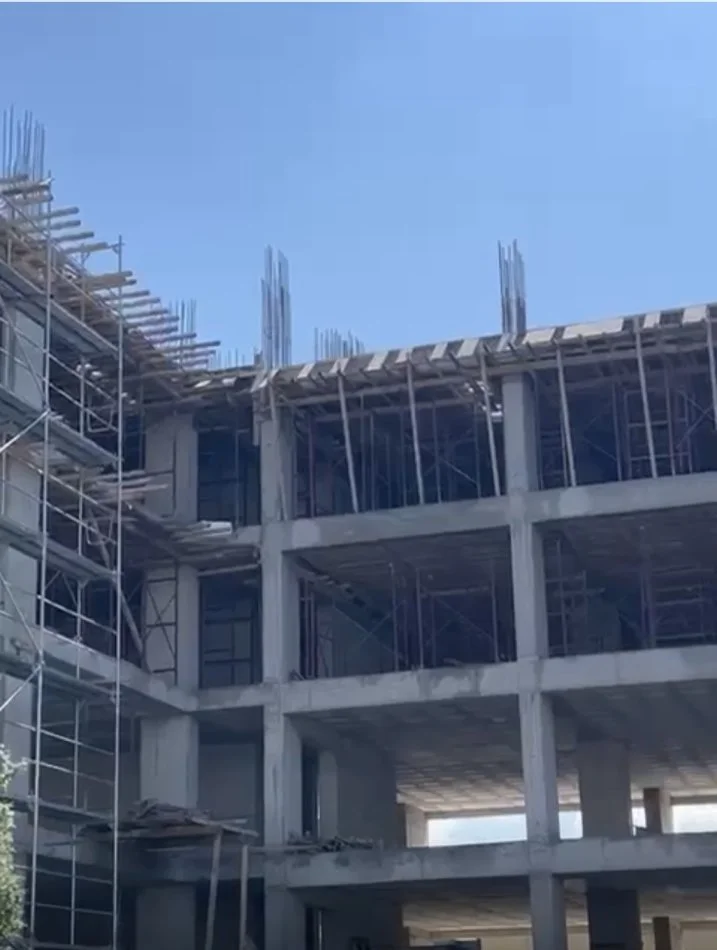 Tirane, shitet apartament 2+1 Kati 3, 104 m² 73.000 € (Rruga Teuta te Ulliri)