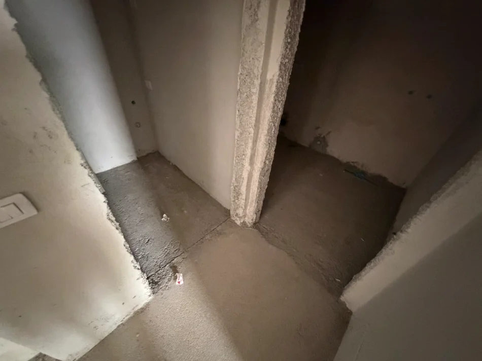 Tirane, shitet apartament 2+1+Ballkon Kati 2, 171 m² 230.000 € (Rruga Hamdi Sina)