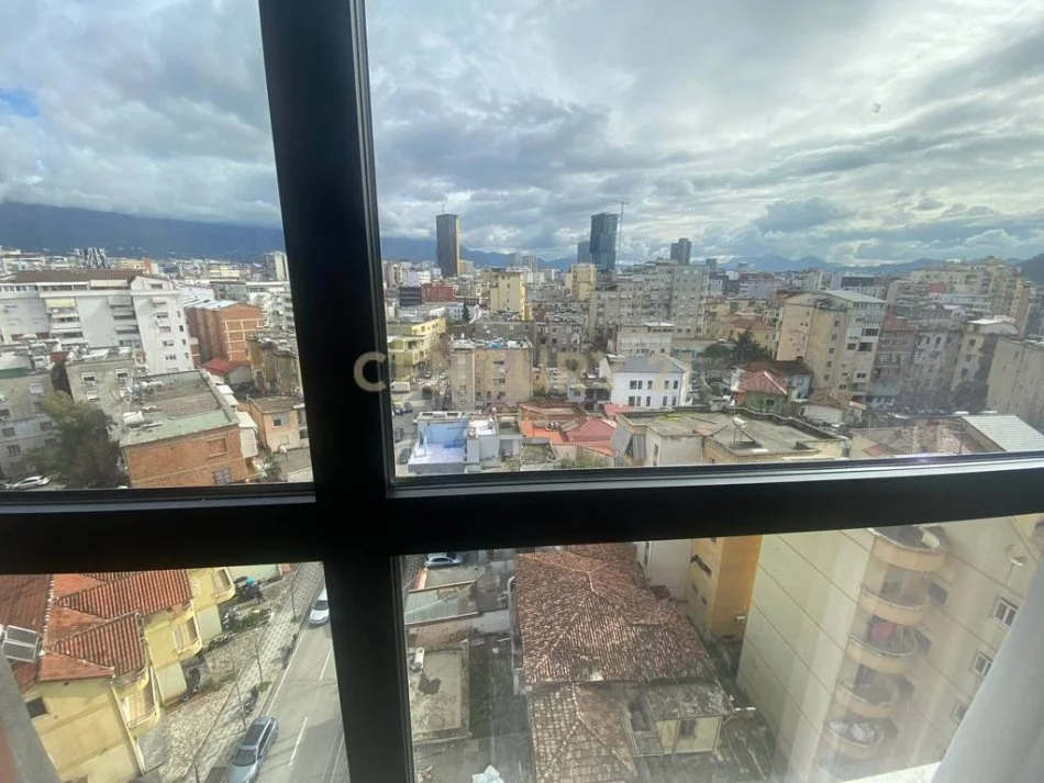 Tirane, jepet me qera apartament 2+1 Kati 7, 105 m² 1.500 € (golden rezudence)