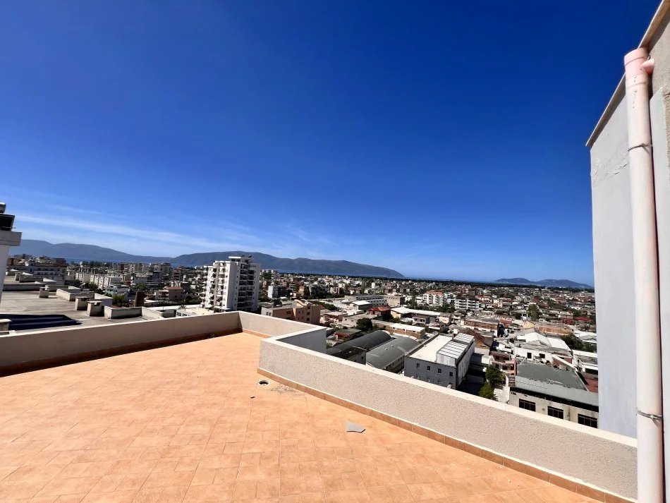 Vlore, shitet apartament+verande | Penthouse 1+1+Ballkon Kati 10, 150 m² 152.000 € (Gjergj Kastrioti)