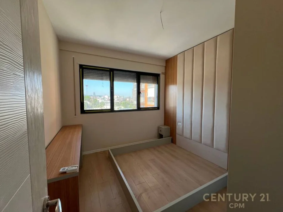 Tirane, jepet me qera apartament 1+1 Kati 3, 78 m² 600 € 