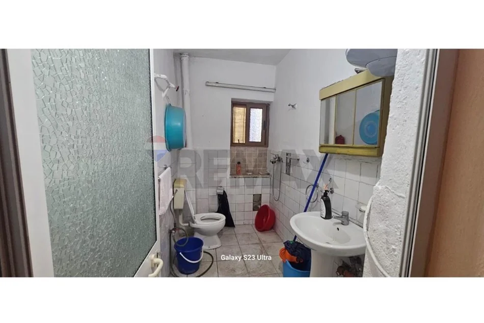 Tirane, shitet 3+1 , 89 m² 185.000 € (Rruga Naim Frasheri)