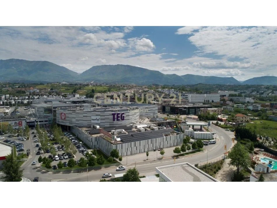 Tirane, shes ambjent biznesi , 500 m² 1.200.000 € 