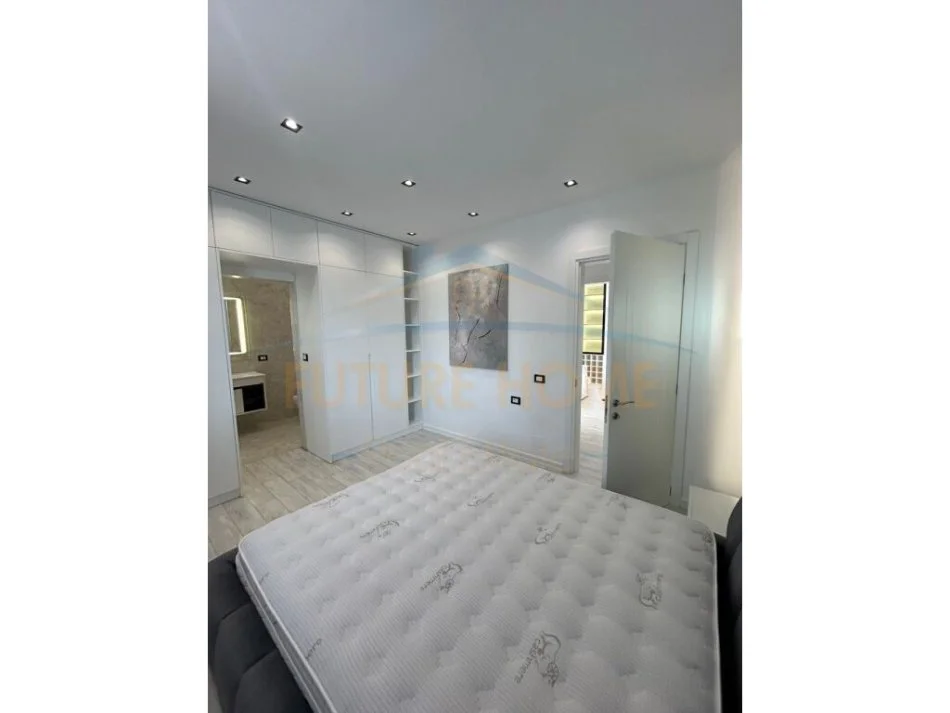 Tirane, shitet apartament 3+1+Ballkon Kati 7, 111 m² 275000 € (Kompleksi Delijorgji)