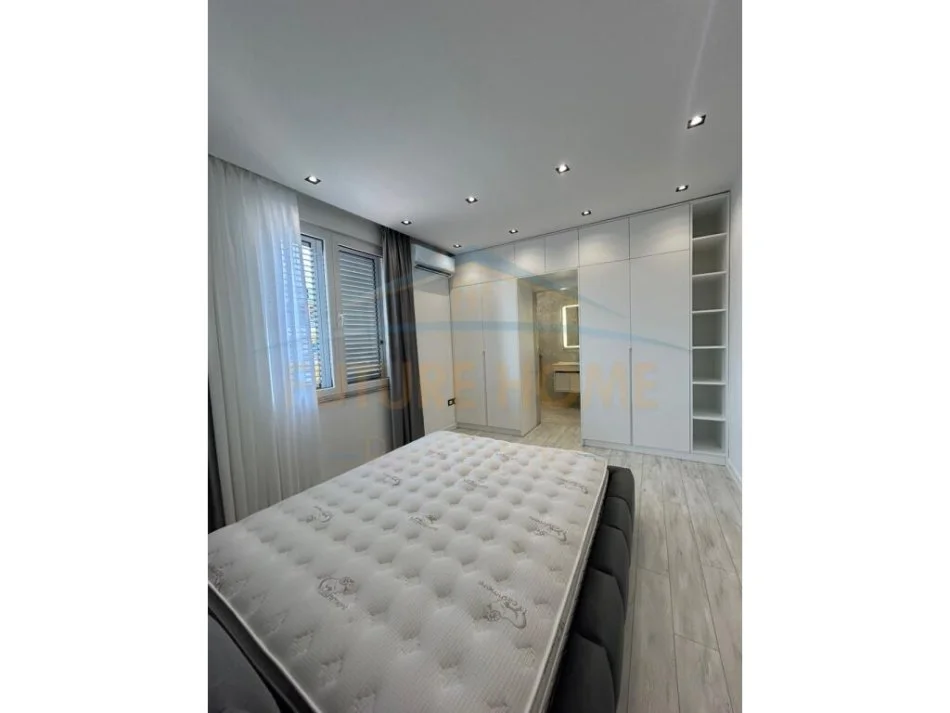 Tirane, shitet apartament 3+1+Ballkon Kati 7, 111 m² 275000 € (Kompleksi Delijorgji)