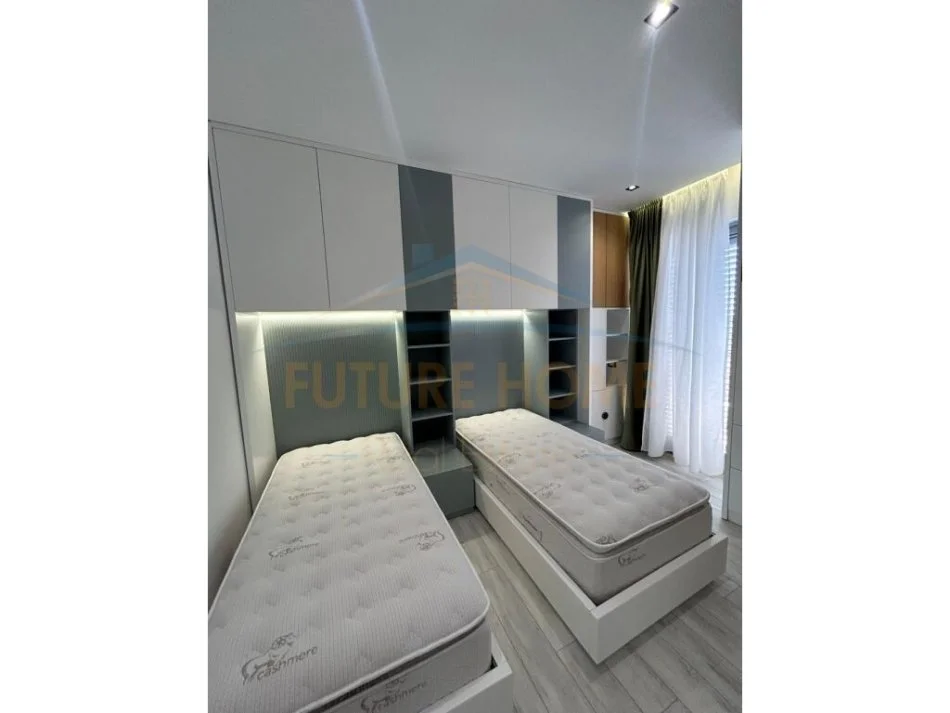 Tirane, shitet apartament 3+1+Ballkon Kati 7, 111 m² 275000 € (Kompleksi Delijorgji)
