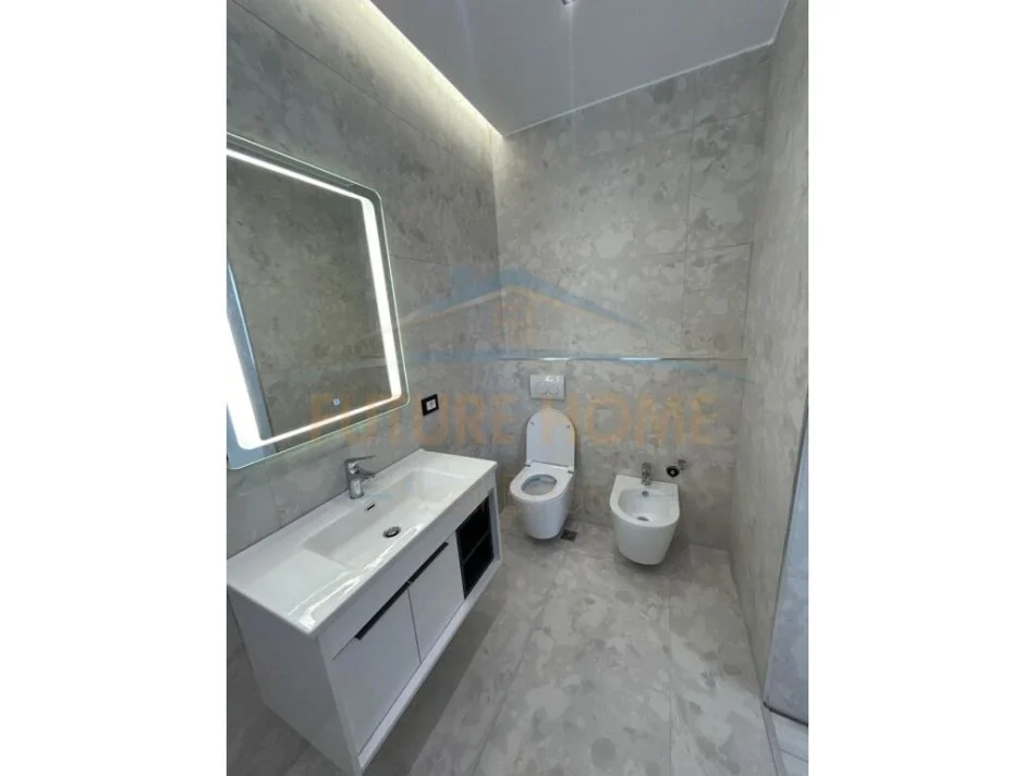 Tirane, shitet apartament 3+1+Ballkon Kati 7, 111 m² 275000 € (Kompleksi Delijorgji)