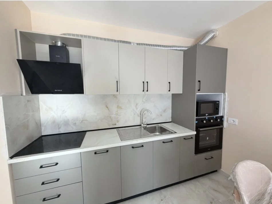 Tirane, shitet apartament Kati 2, 60 m² 122.000 € 